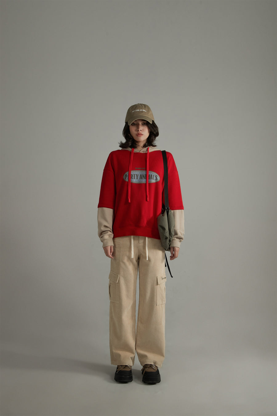 CHUU Corduroy Straight Cargo Pants