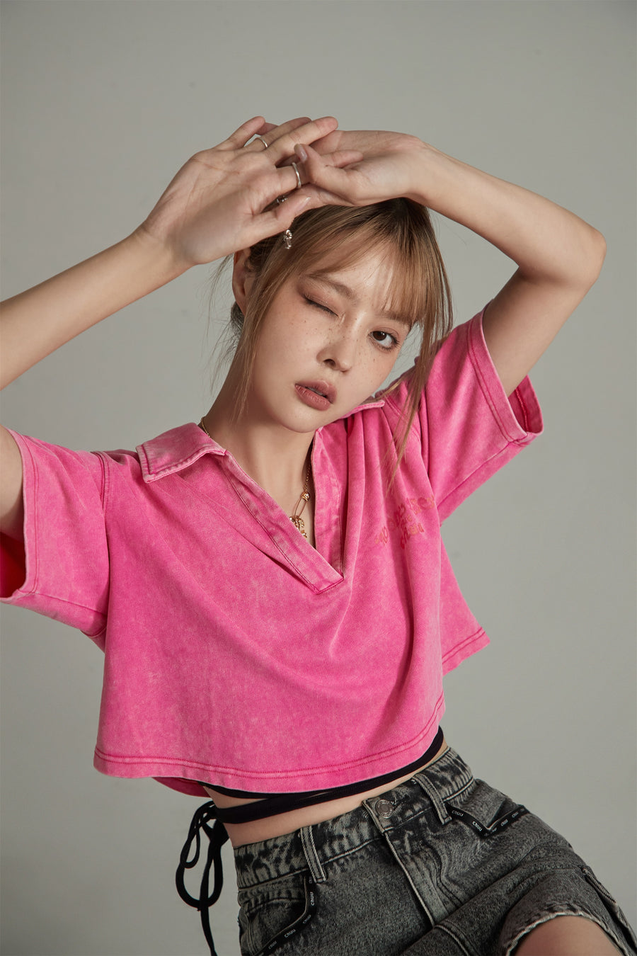 CHUU Pink Cactus Crop Polo T-Shirt