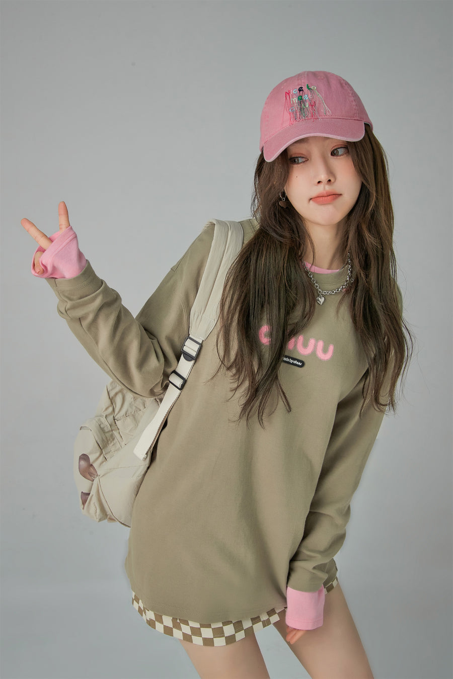 CHUU Blurry Long-Sleeved Sweatshirt