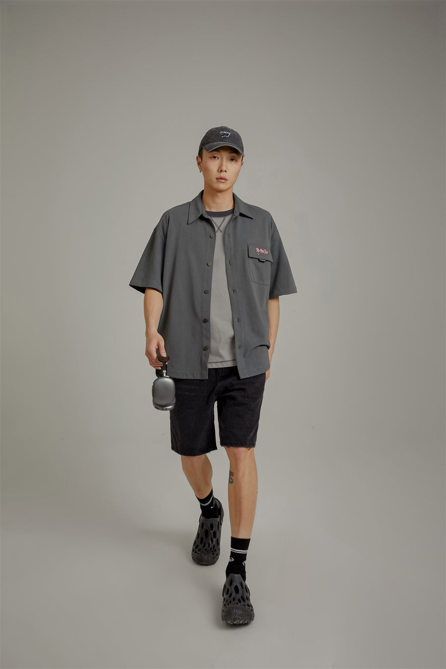 CHUU Embroidered Pocket Shirt