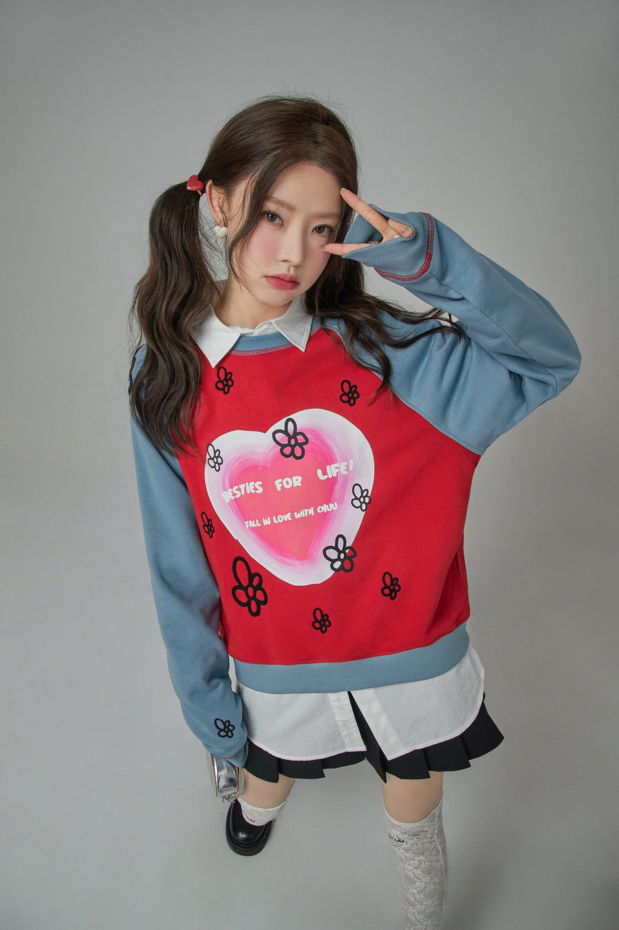 CHUU Besties For Life Flower Raglan Sweatshirt