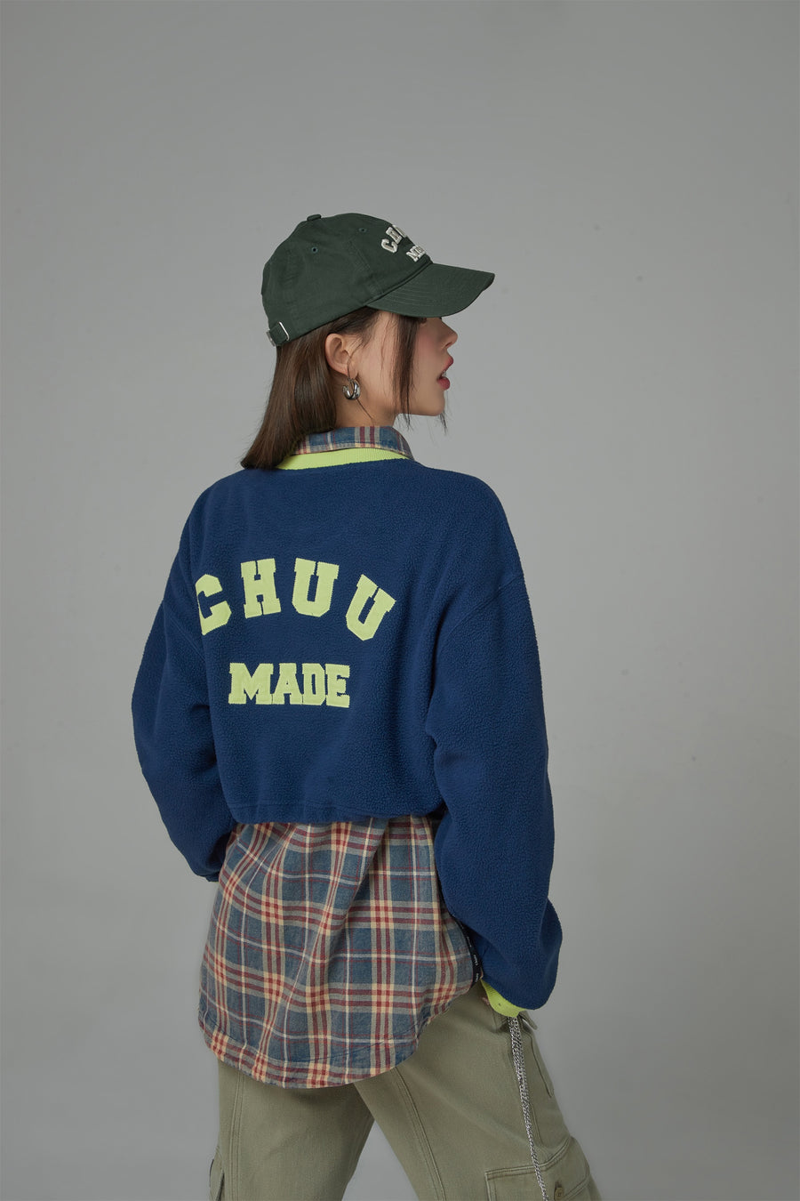 CHUU Fleece Color Matching Cropped Sweatshirt