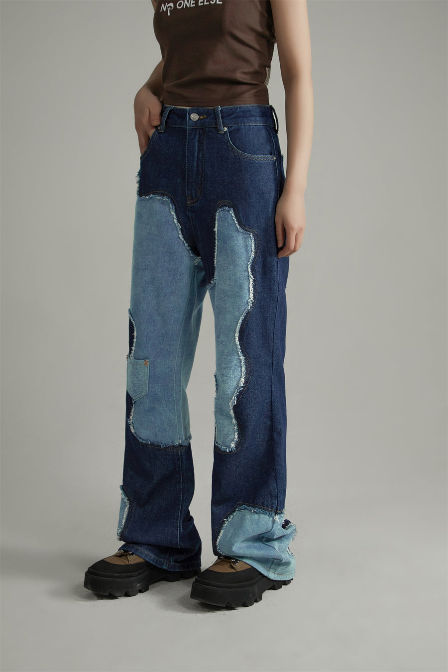 CHUU Cow Partchwork Wide Straight Jeans