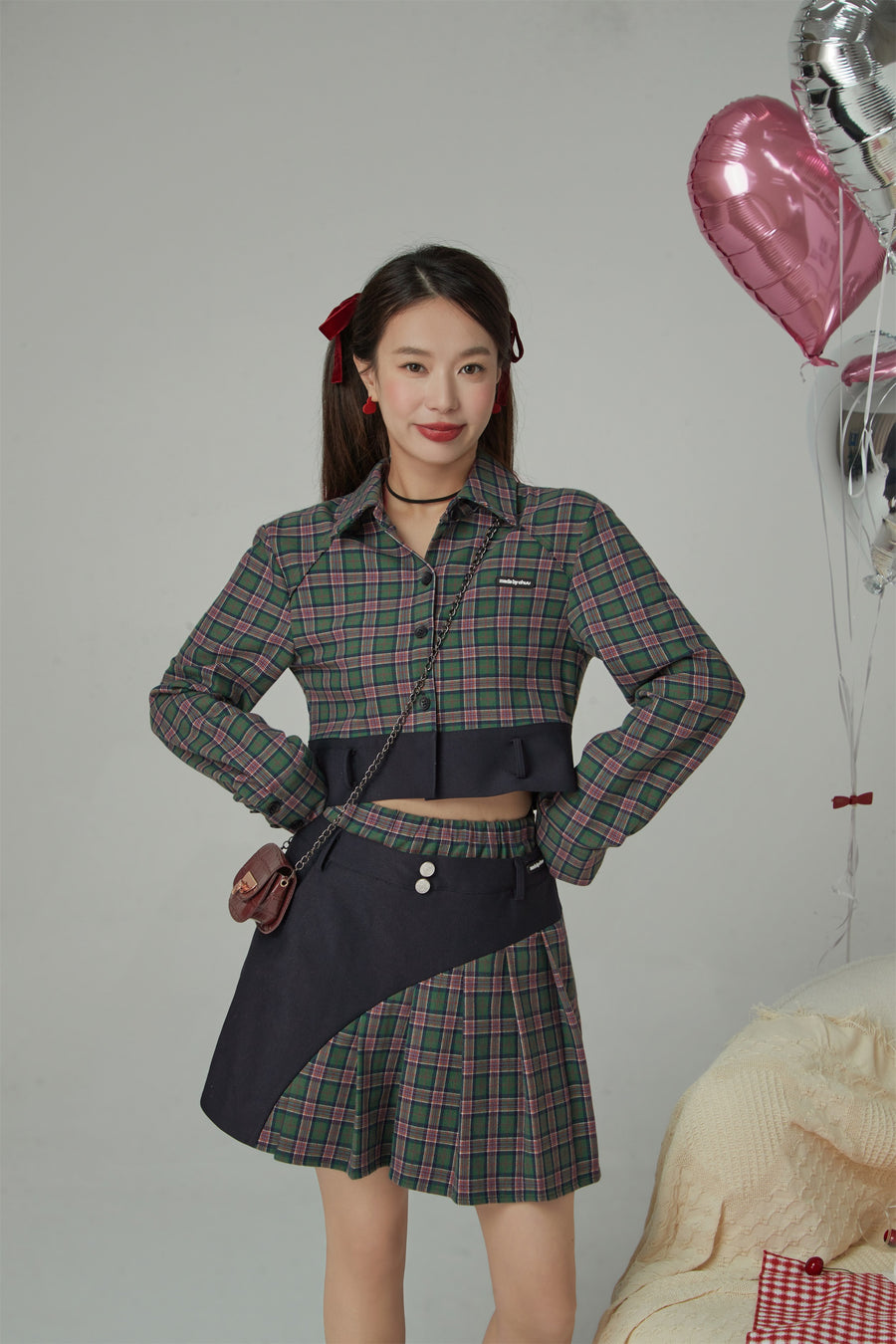 CHUU Prepared For This Moment Cropped Check Shirt