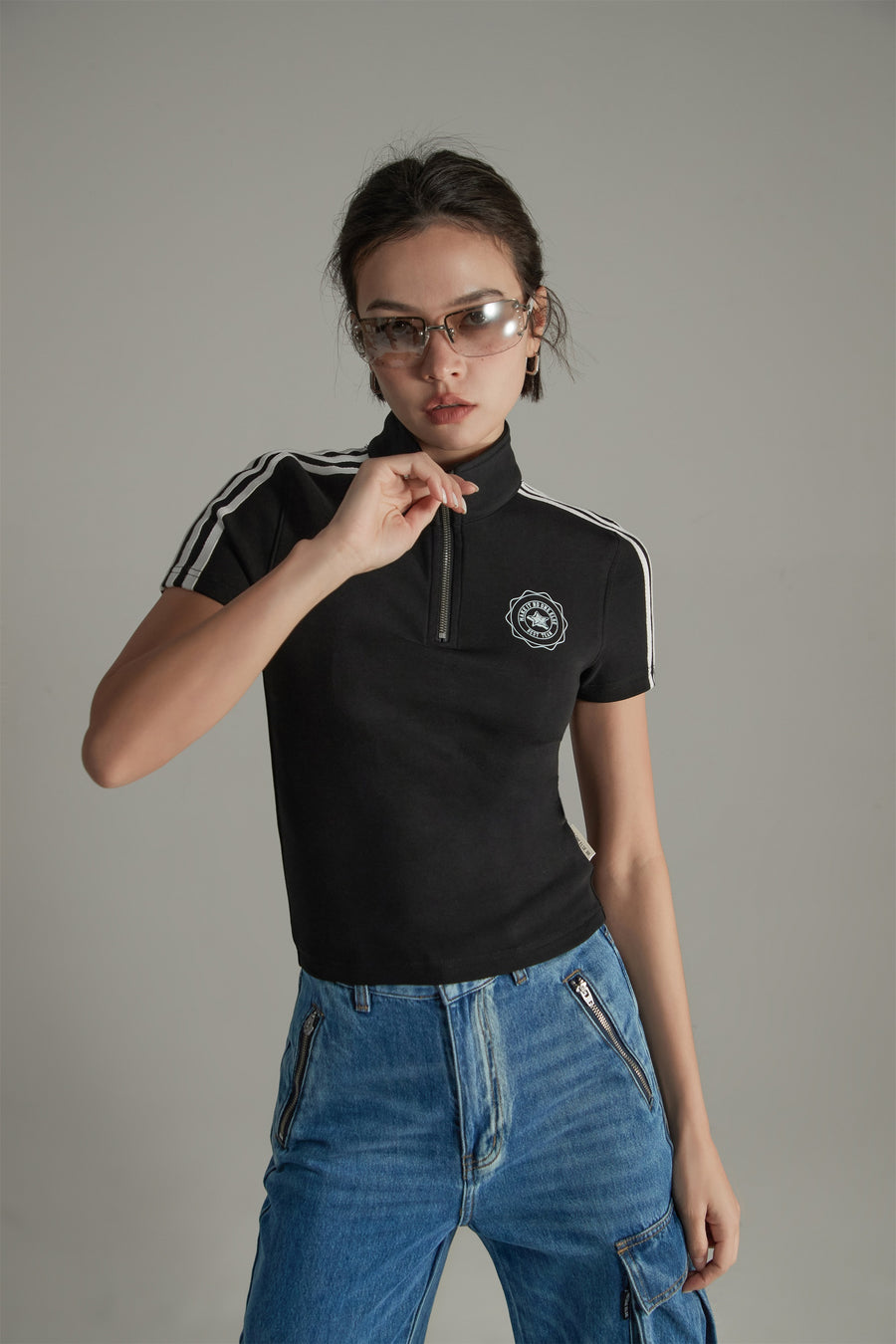 CHUU Half-Zip Cropped Top