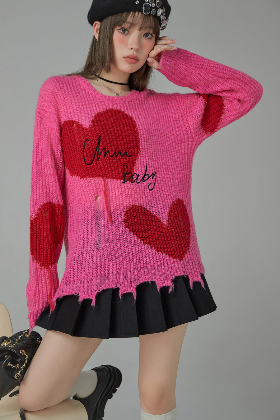 CHUU Distressed Heart Loose Fit Sweater