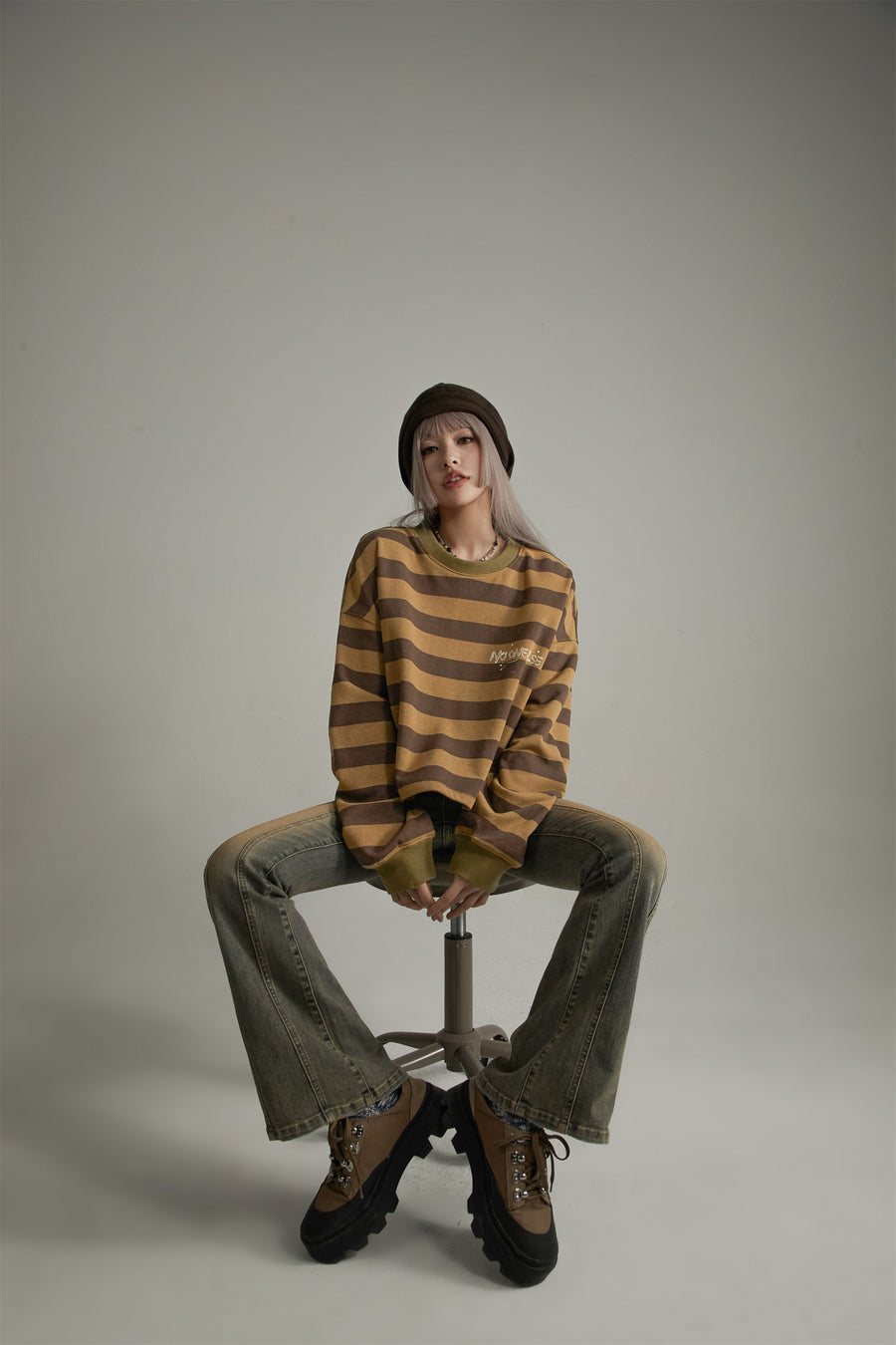 CHUU Stripe Loose Fit Sweatshirt