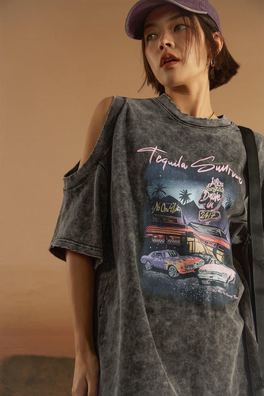 CHUU Off-The-Shoulder Boxy Tequila Sunrise T-Shirt