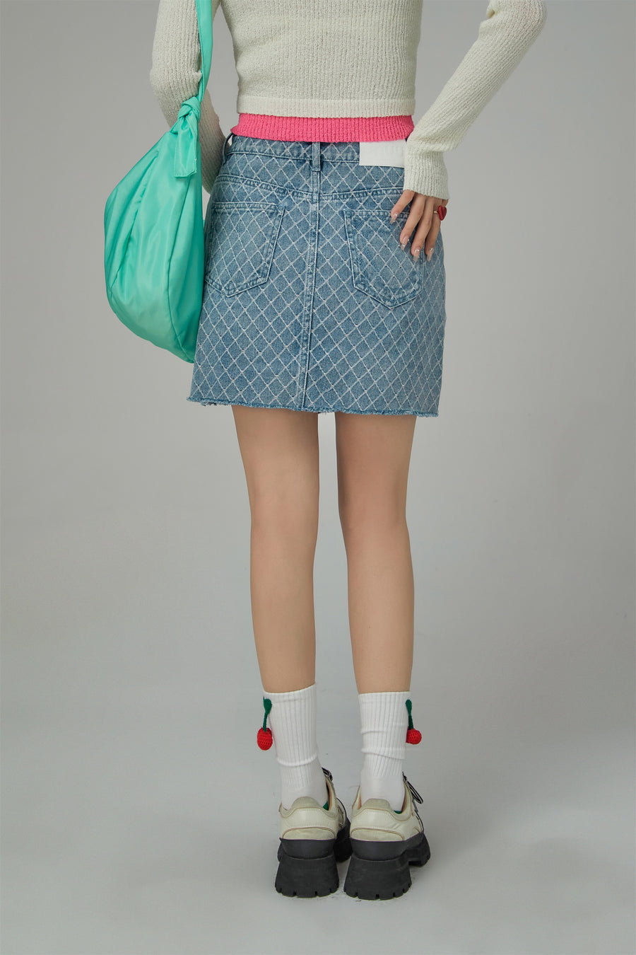 CHUU Chuu Girl Diamond Check Denim Skirt