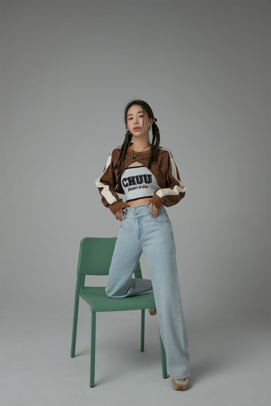 CHUU Diagonal Bolero Sweatshirt