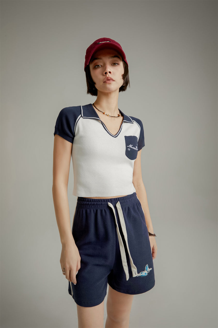 CHUU Open Collar Raglan Cropped Knit Top