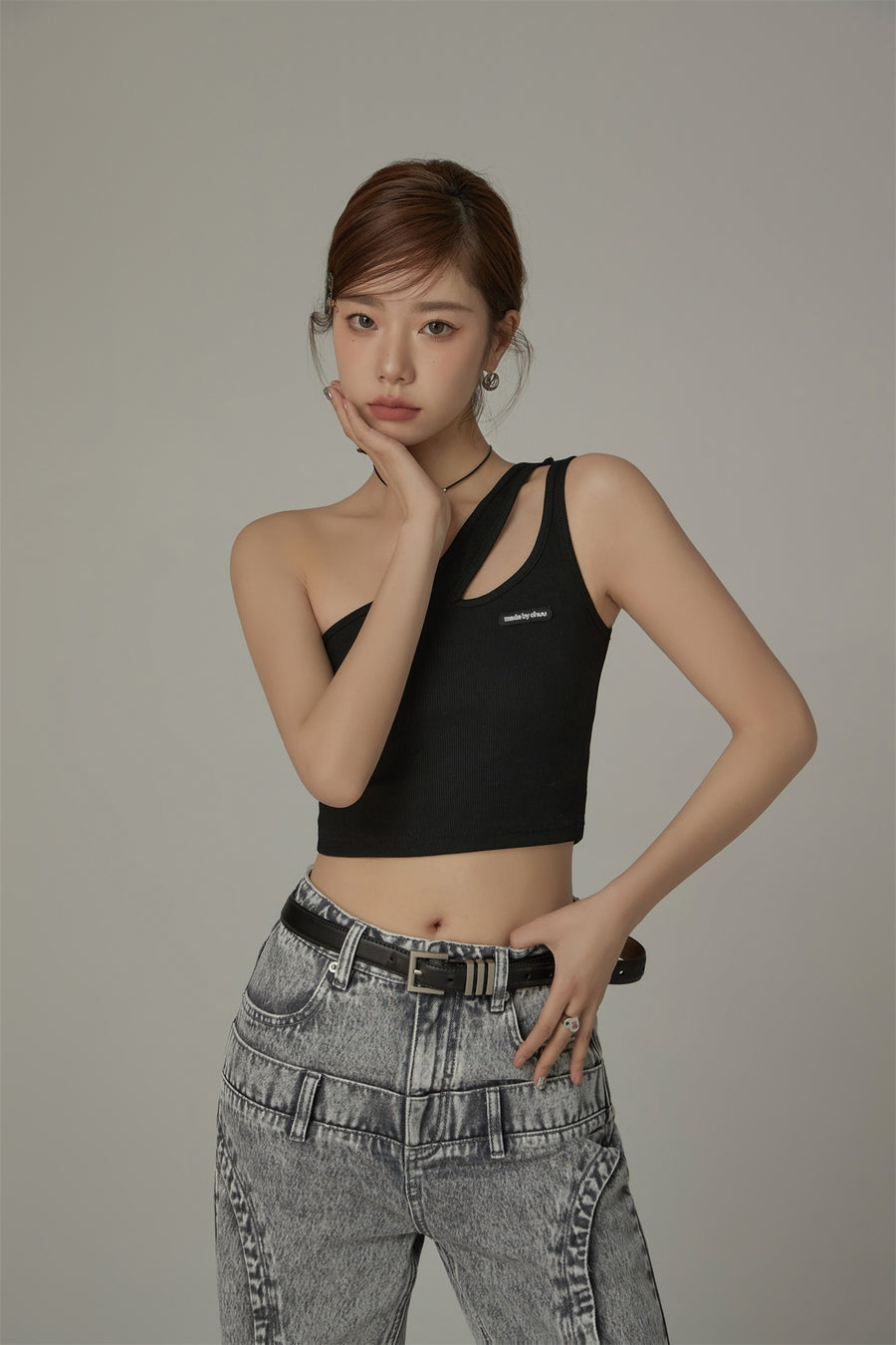 CHUU One Shoulder Slim Crop Top