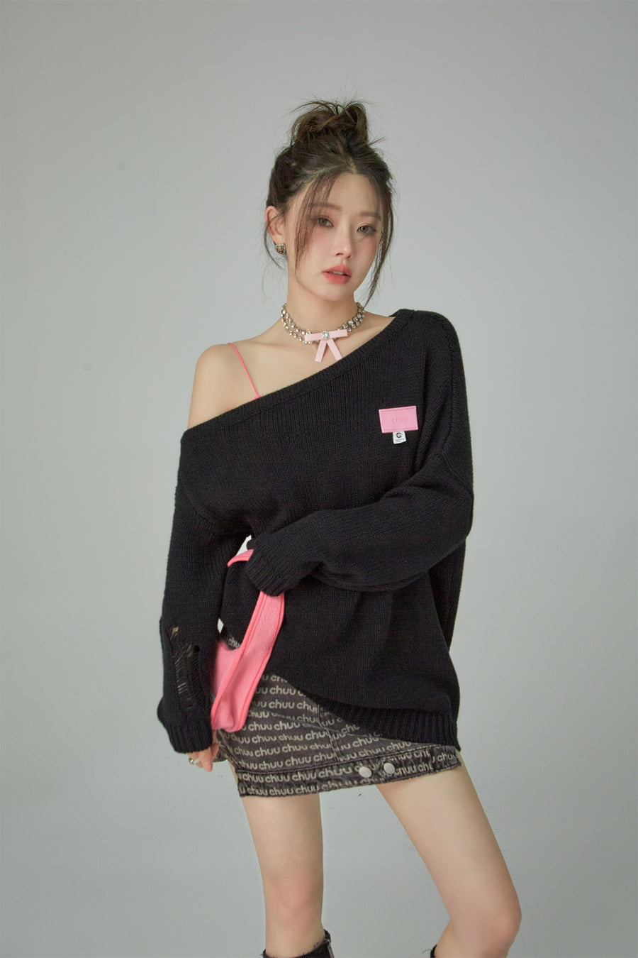 CHUU Let It Fall Off Shoulder Loose Knit Sweater