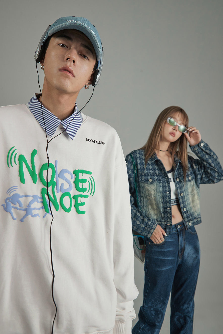 CHUU Noe Vibrant Loose Fit Sweatshirt