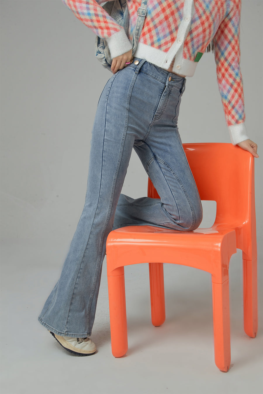 CHUU Standing In Front Of You Slim Bootcut Denim Jeans