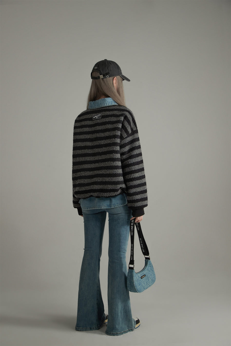 CHUU Striped Loose-Fit Sweatshirt