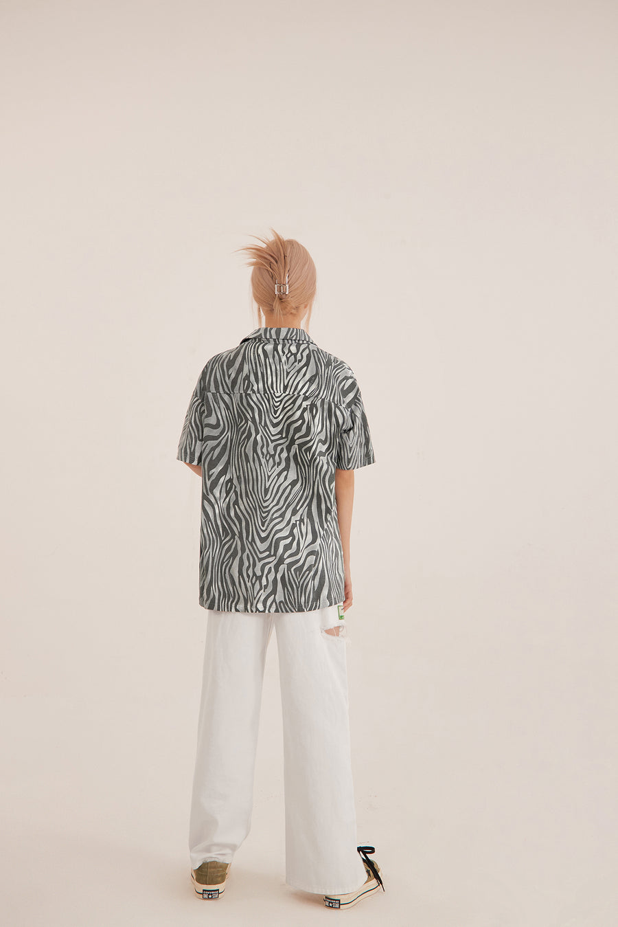 CHUU Zebra Print Loosefit Long Shirt