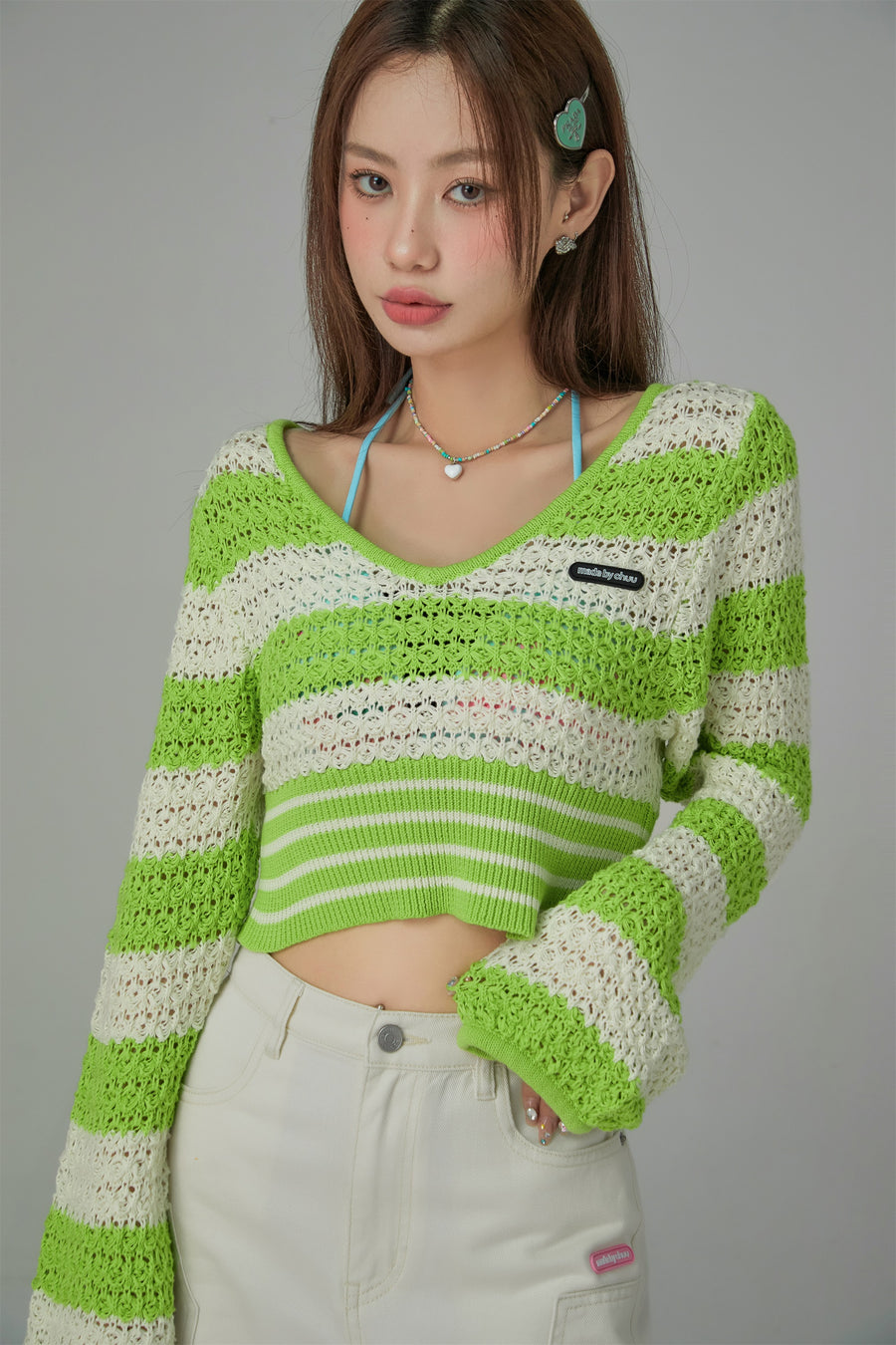 CHUU Striped V-Neck Knit Crop Sweater