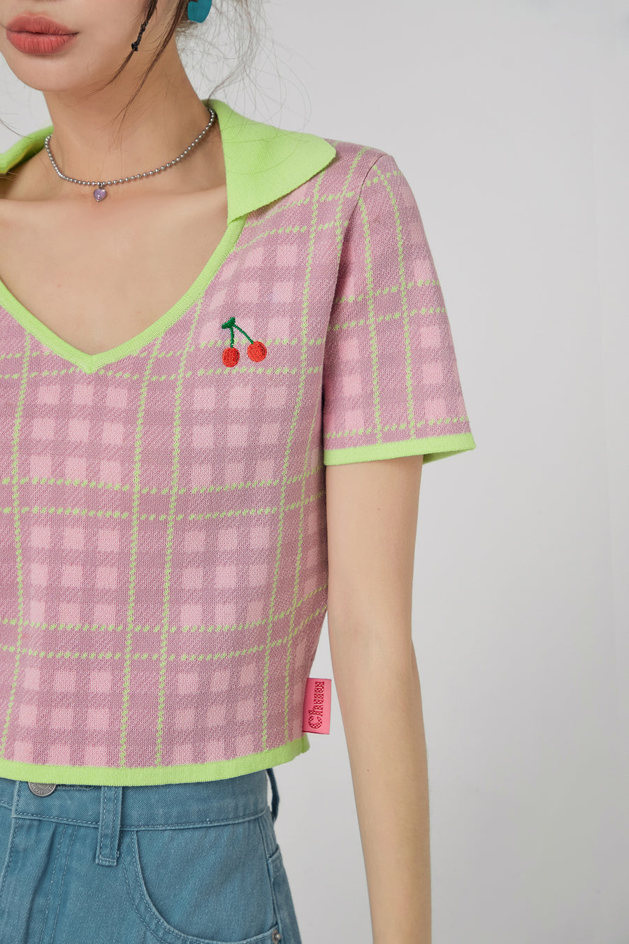 CHUU Cherry Color Cropped Knit T-Shirt