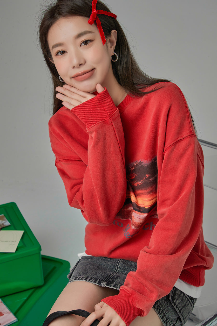 CHUU Painting Sunset Sweatshirt