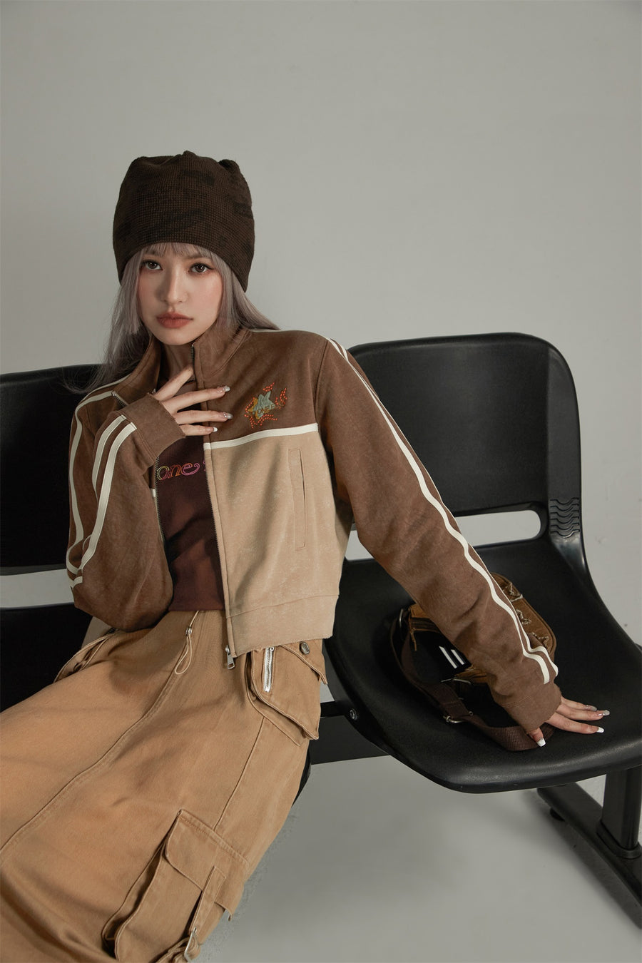 CHUU High Neck Crop Zip-Up