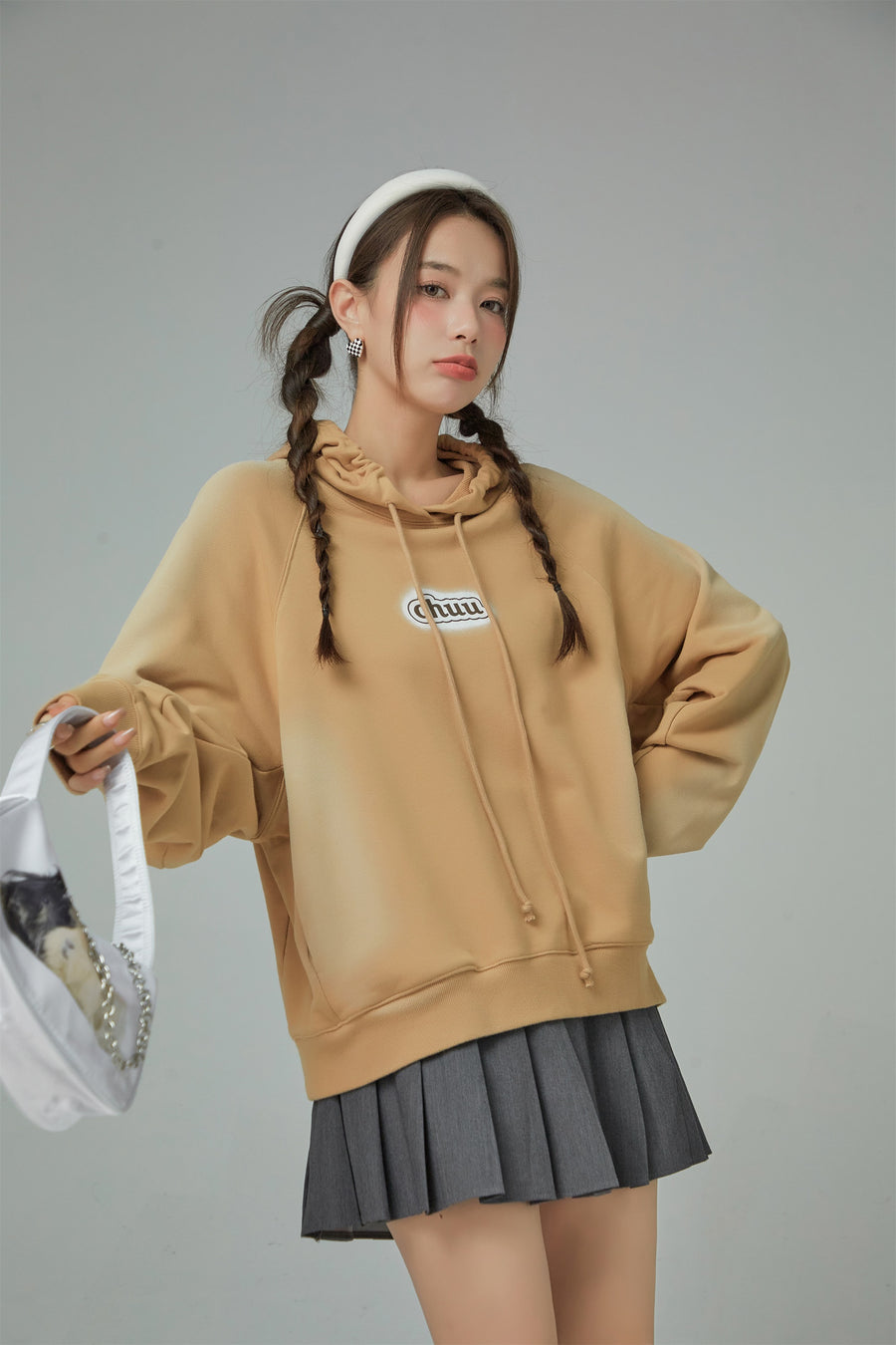 CHUU Airbrush Gradient Oversized Hoodie