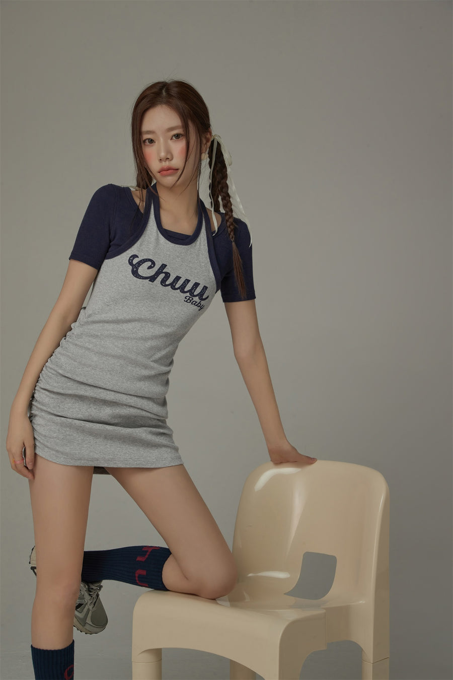 CHUU Color Matching Halter Mini Dress