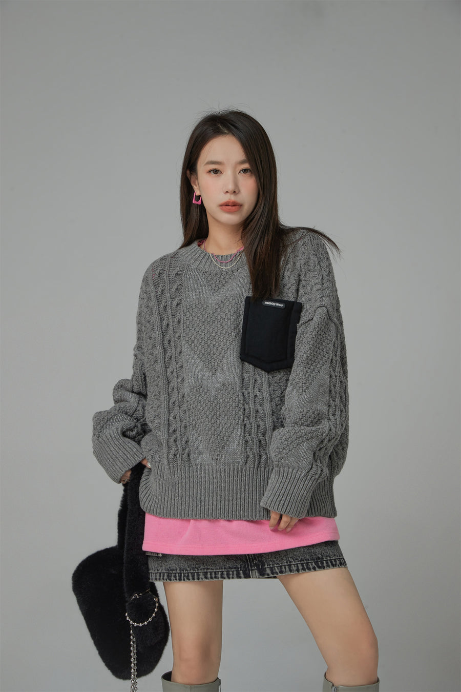 CHUU Unbreakable Heart Pocket Loose Fit Knit Top