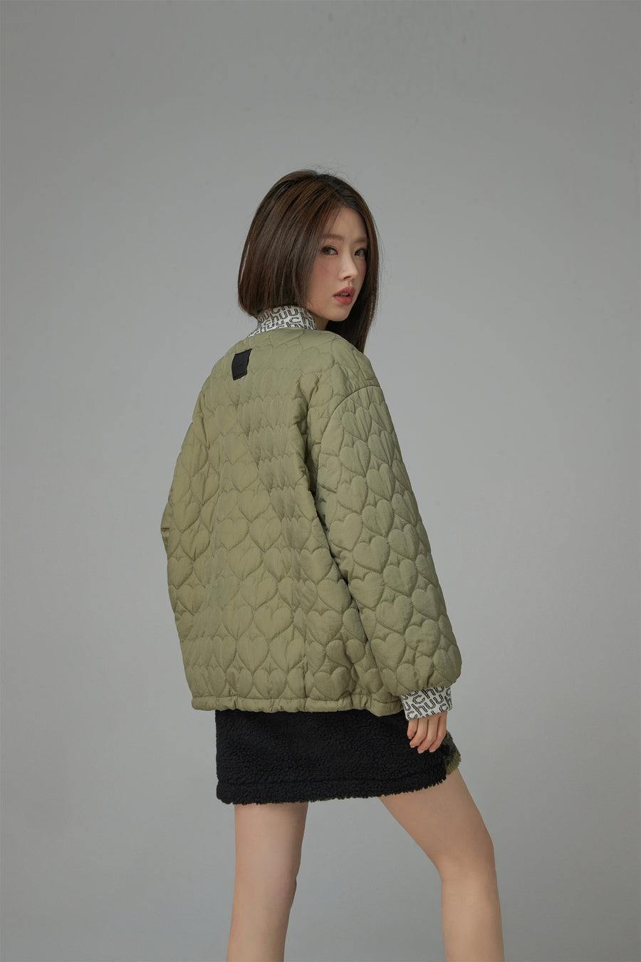 CHUU Kissing You Heart Quilted Jacket