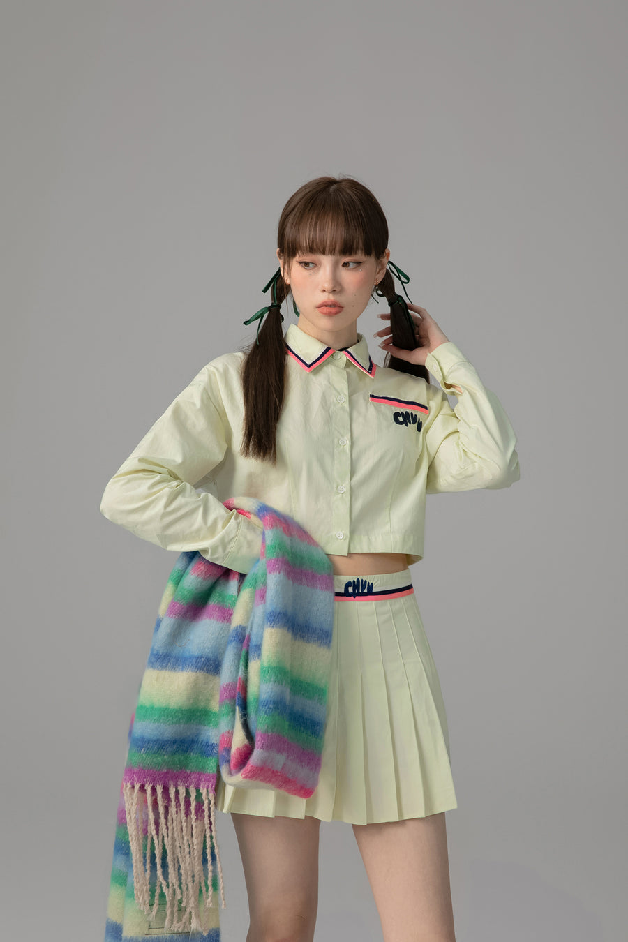 CHUU Embroidered Stripe Collar Crop Shirt