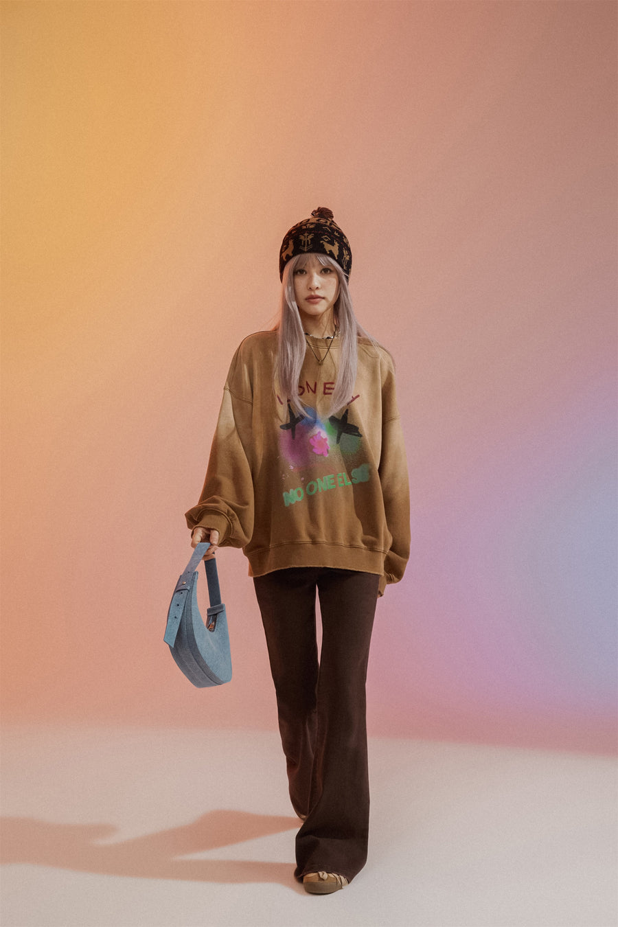 CHUU Gradient Loose Fit Sweatshirt