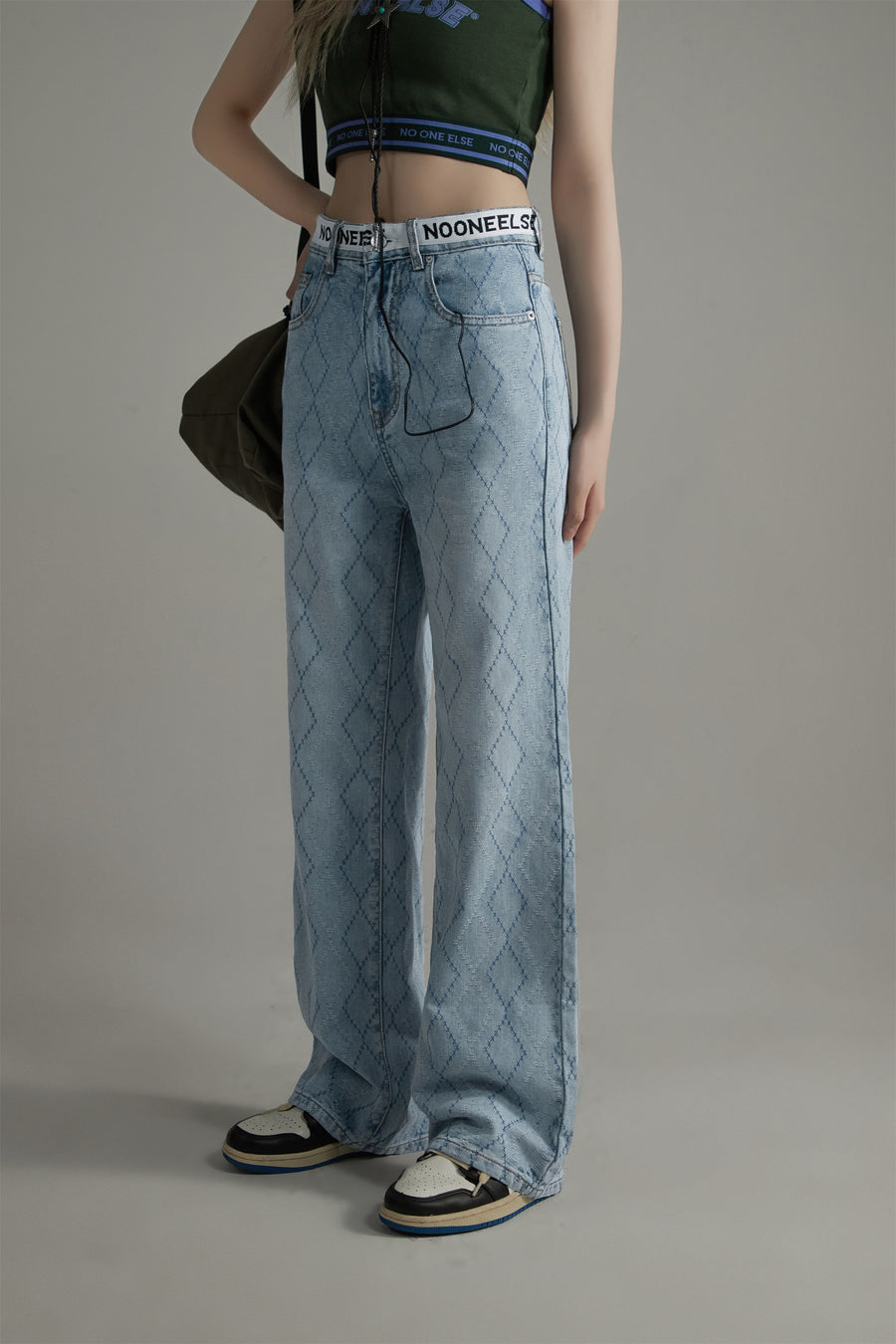 CHUU Argyle Single Straight Denim Pants