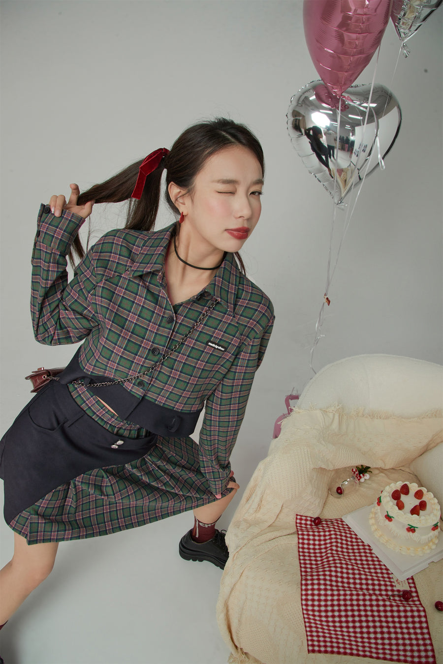 CHUU Prepared For This Moment Cropped Check Shirt