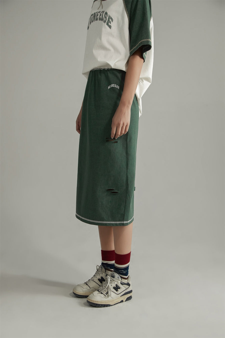 CHUU Banded Vintage Slit Long Skirt