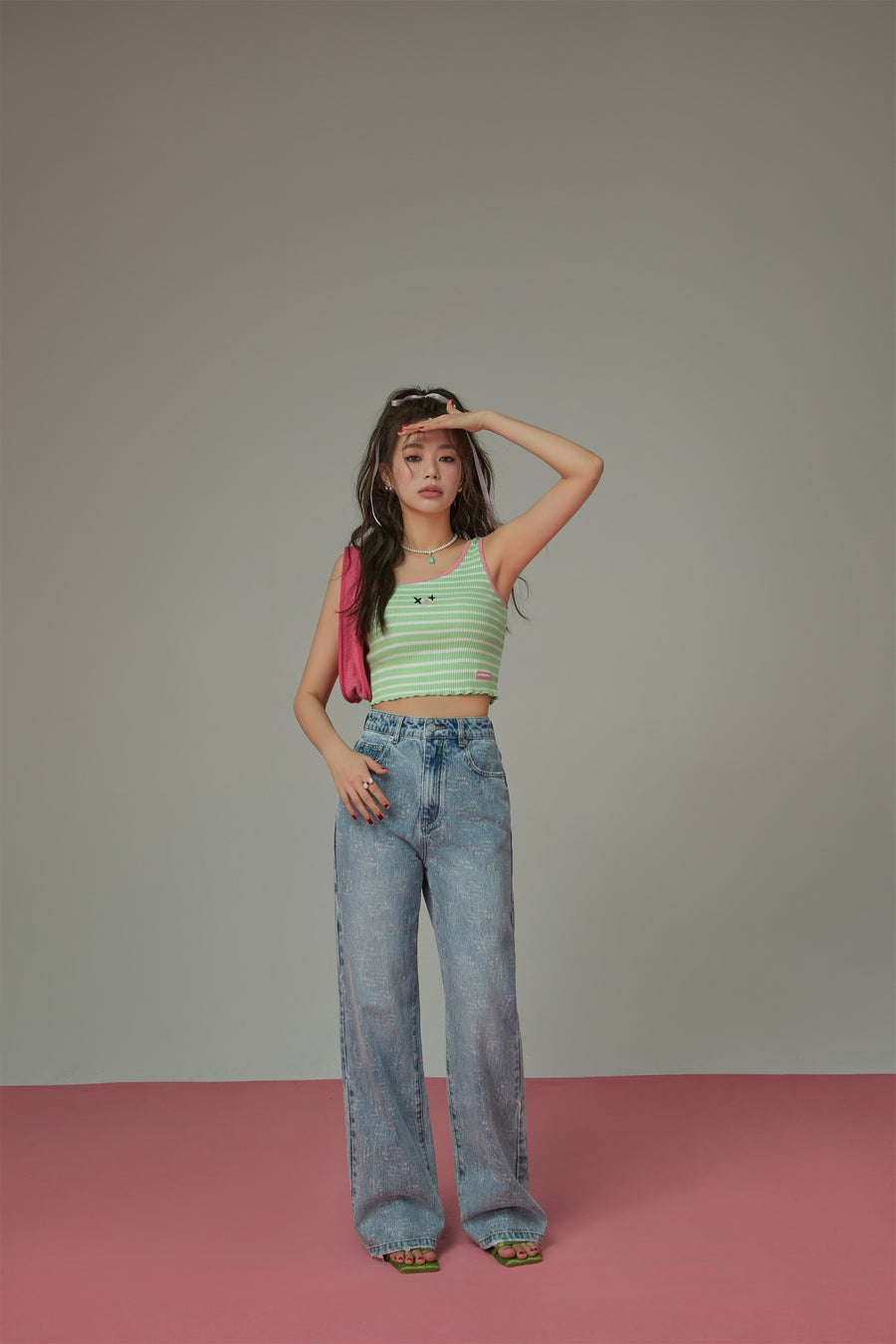 CHUU Unbalanced Striped Sleeveless Crop Top