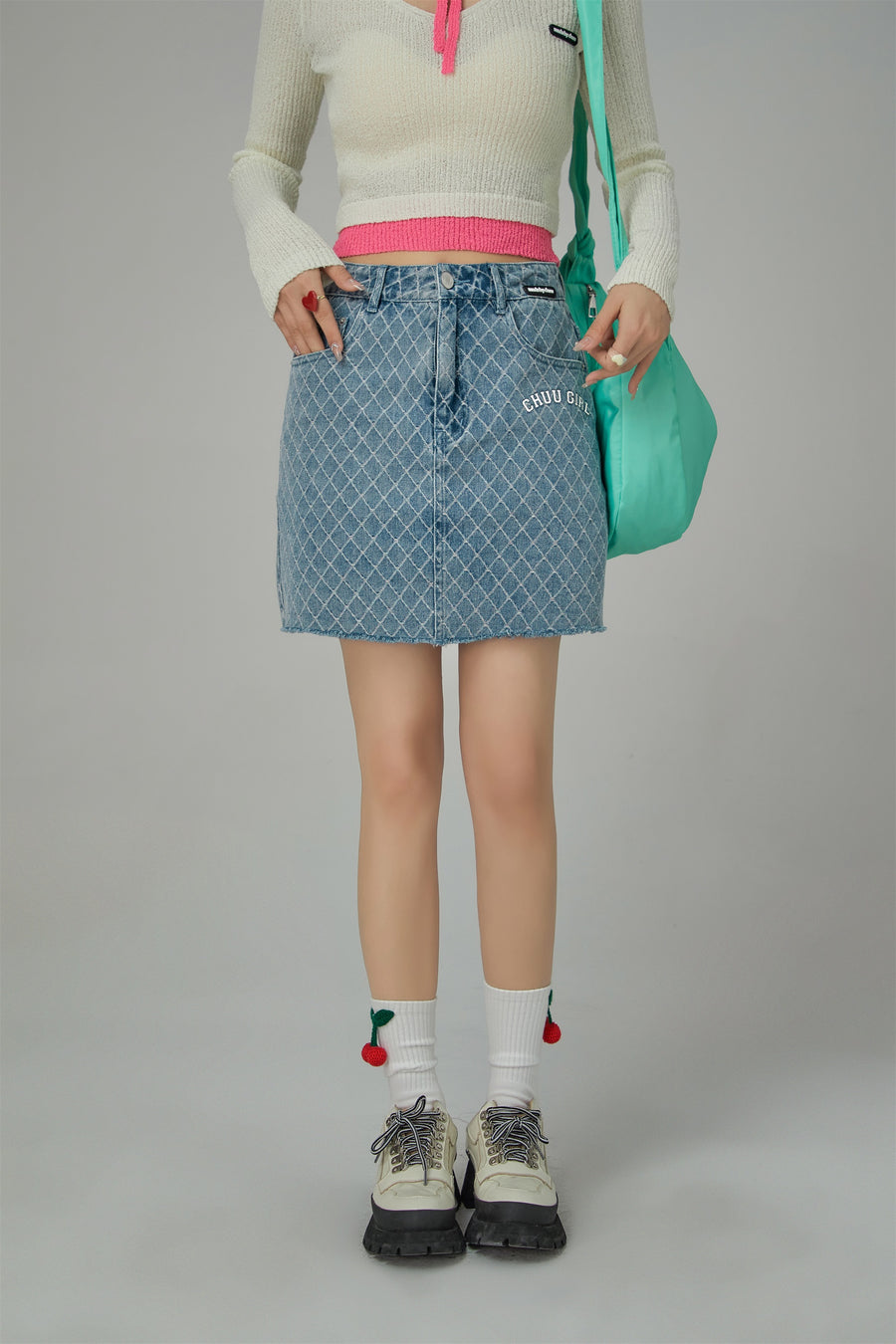 CHUU Chuu Girl Diamond Check Denim Skirt