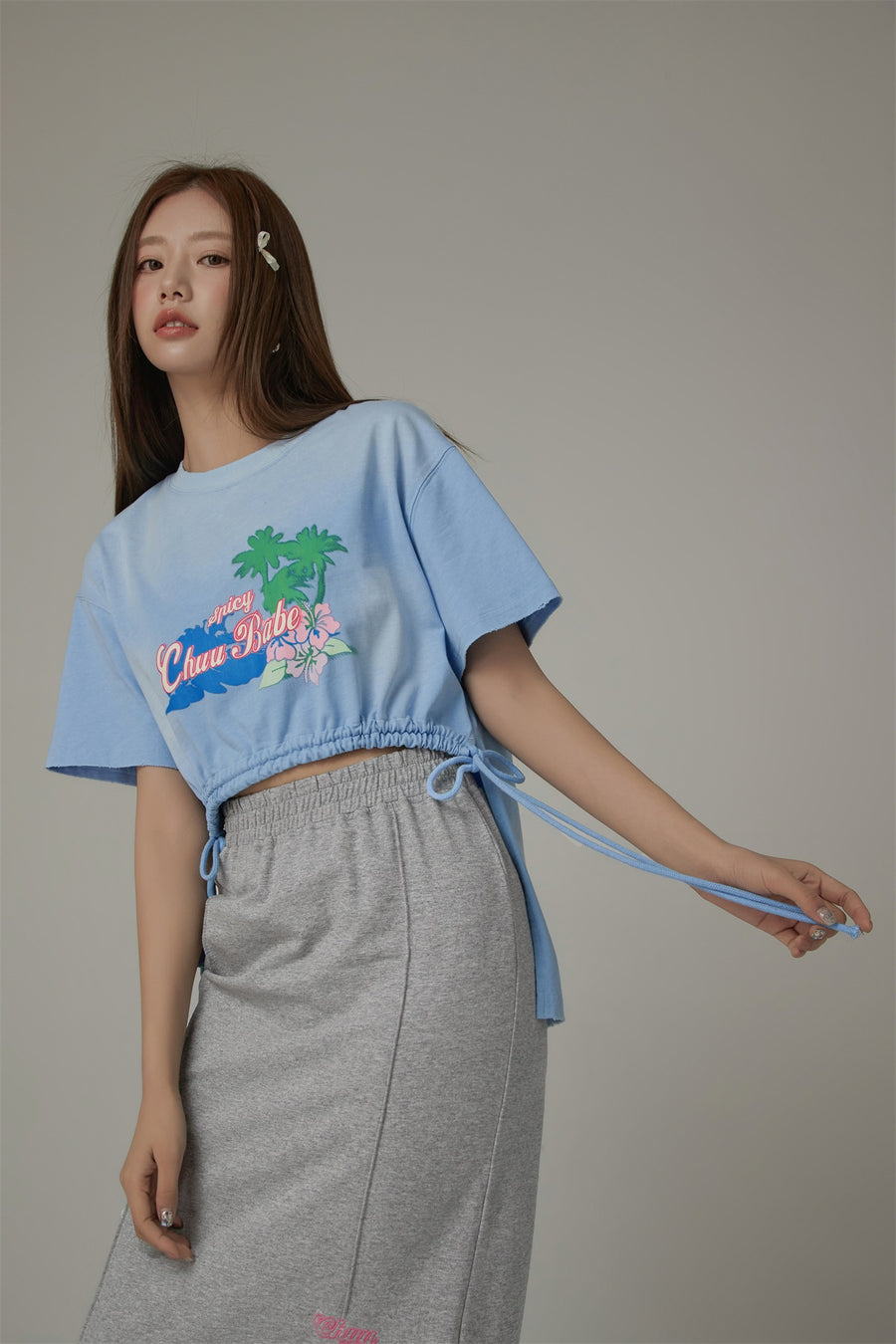 CHUU Chuu Babe Tropical Printed Design Strings Cropped T-Shirt