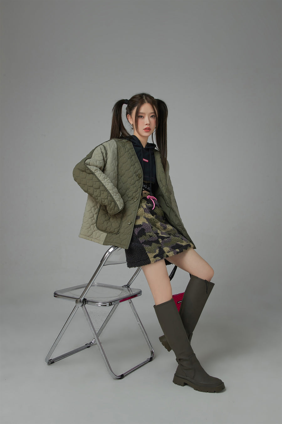 CHUU Make No Mistakes Hot Girl Camouflage Skirt