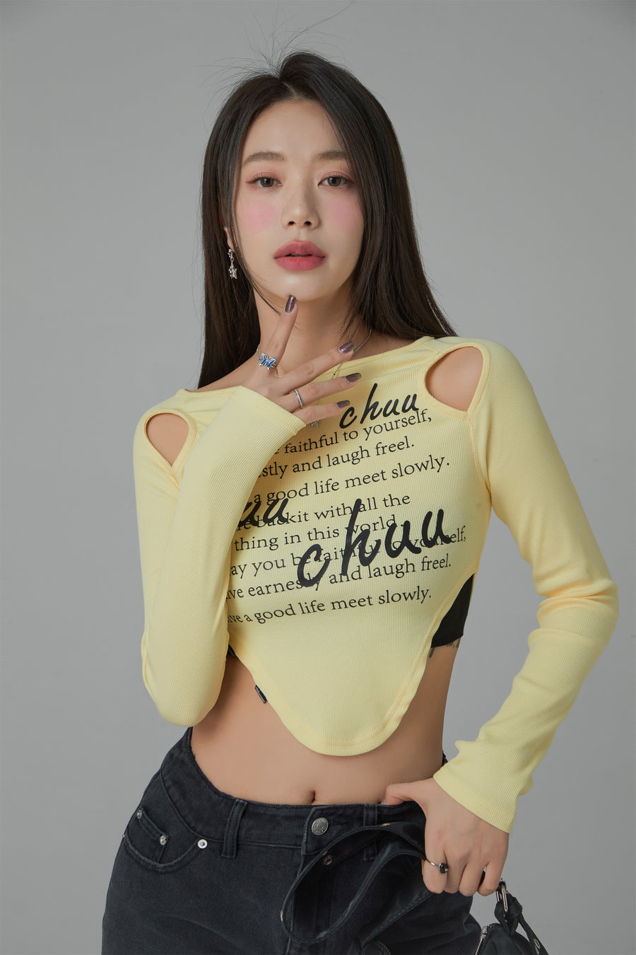 CHUU Shoulder Cut Outs Cropped T-Shirt