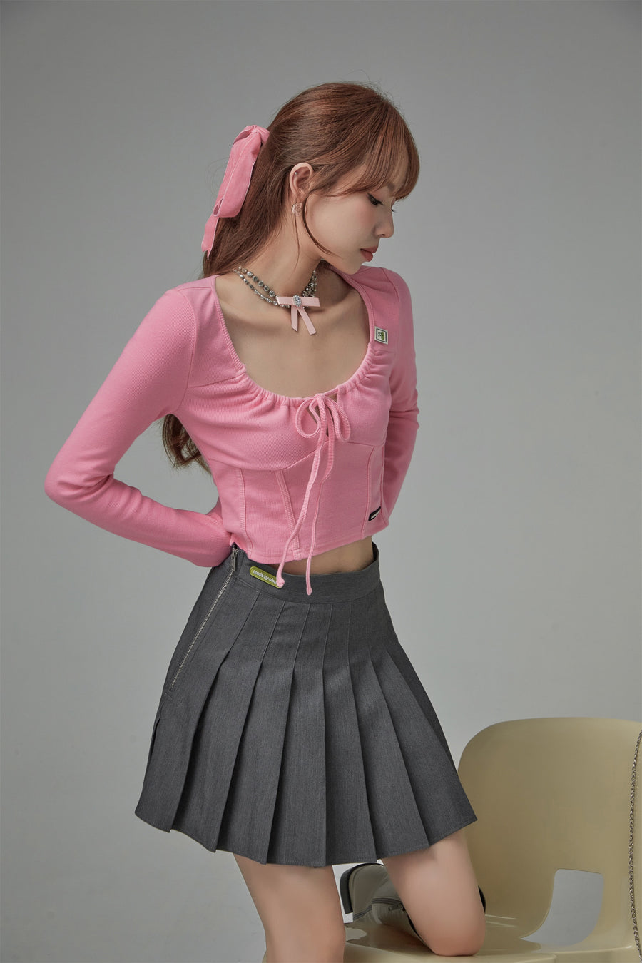 CHUU Deep Tied Round Neck Long Sleeves Top