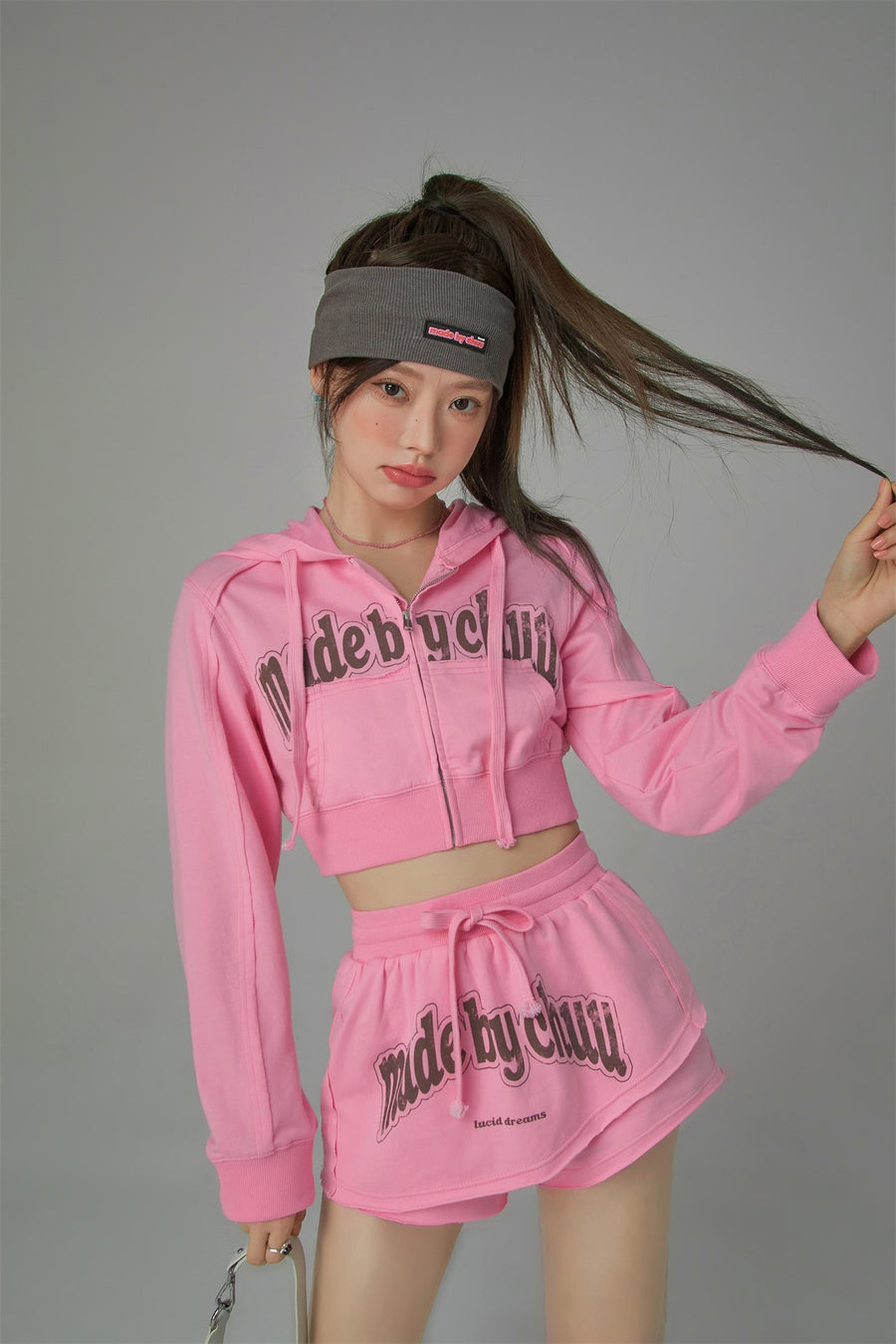 CHUU Cute Sport Crop Hoodie