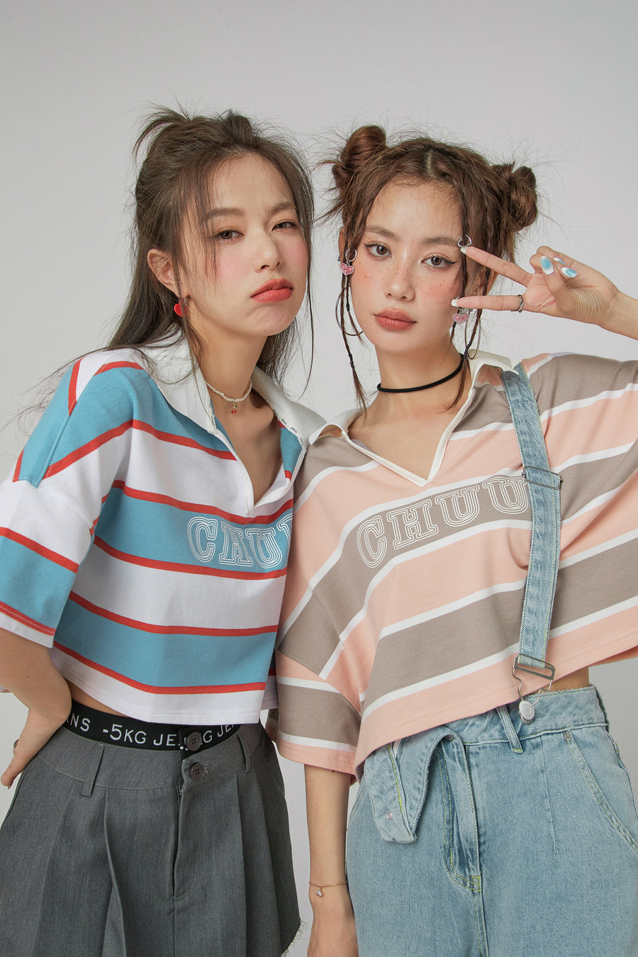 CHUU V-Neck Stripe Crop T-Shirt