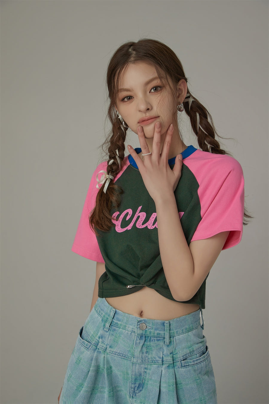 CHUU Contrast Raglan Cropped T-Shirt