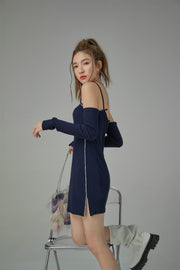 Open Shoulders Long-Sleeved Mini Dress