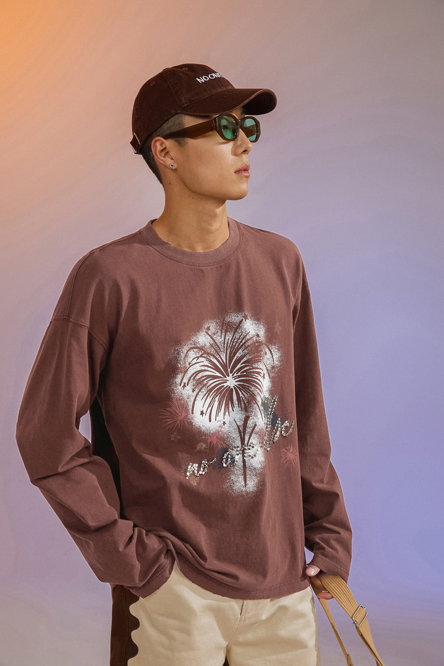 CHUU Fireworks Loose Fit Sweatshirt