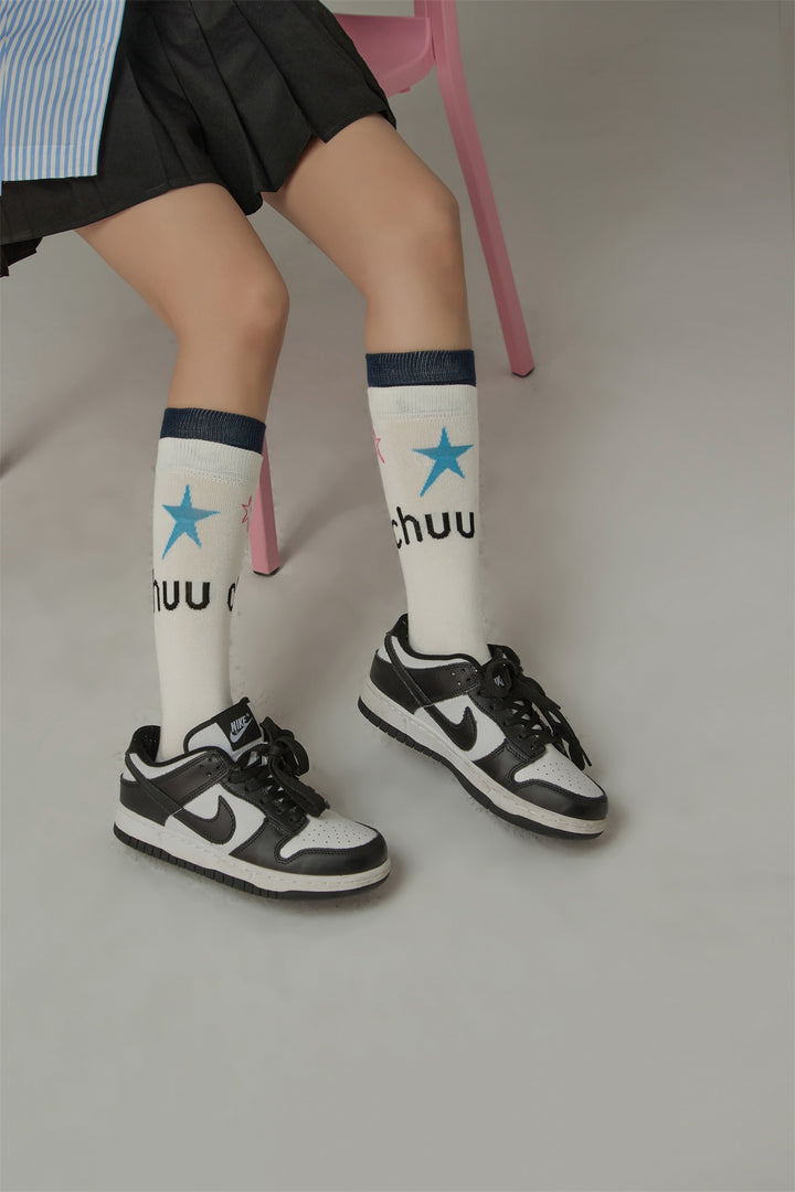 Chuu Logo Star Color Socks