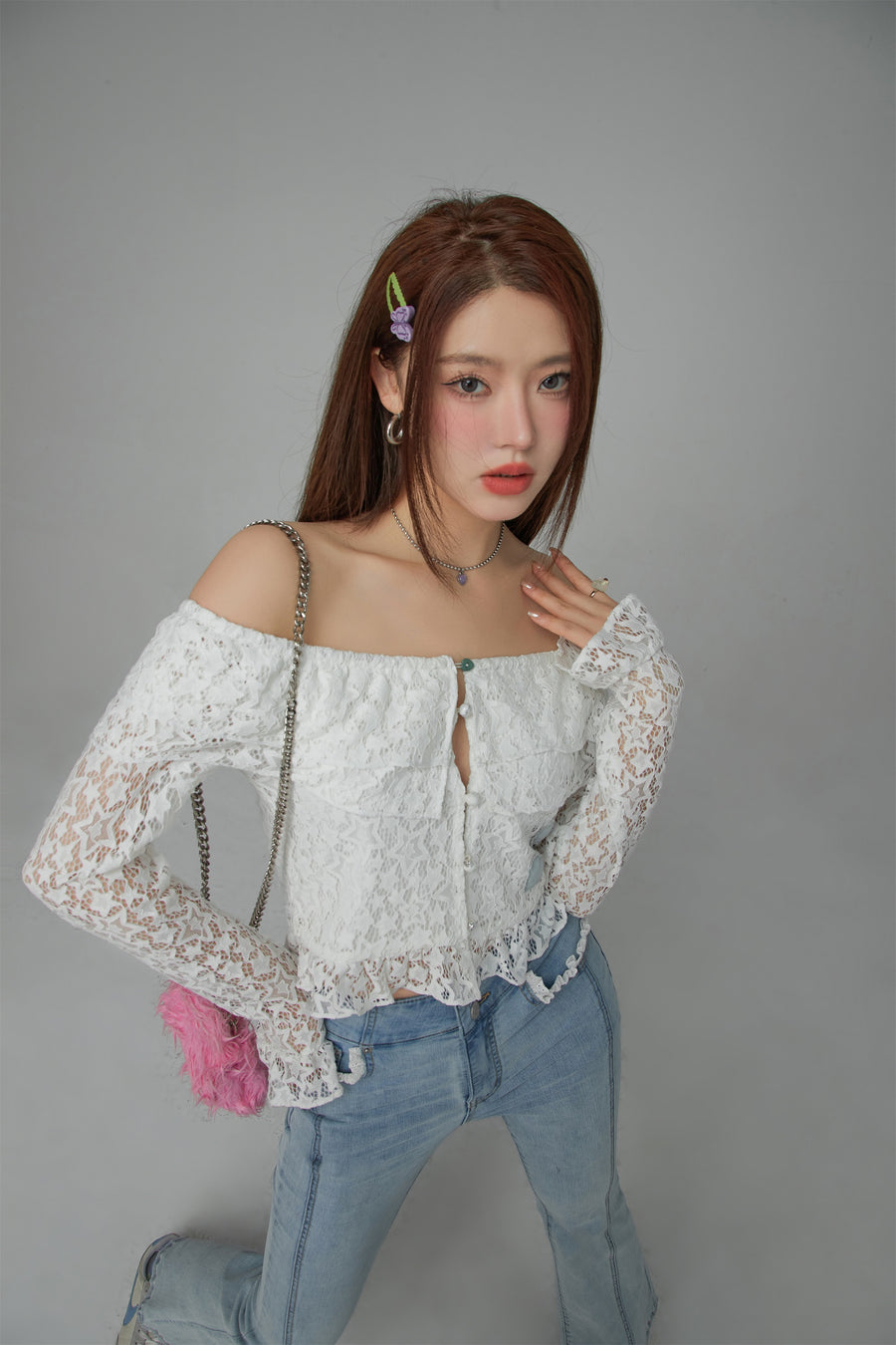 CHUU Star Lace Button Crop Blouse