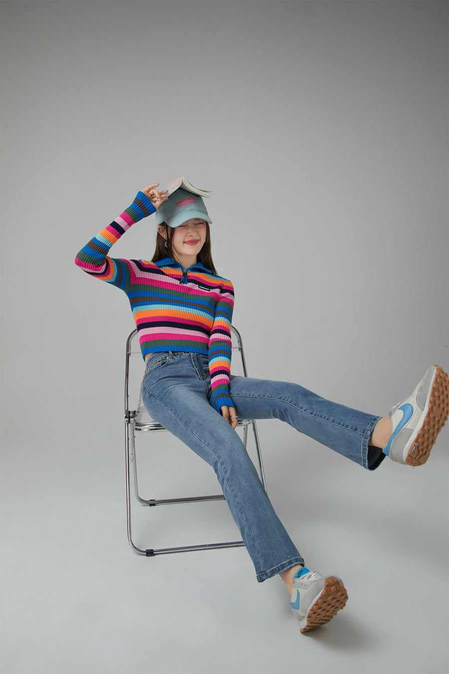 CHUU A Dose Of Happiness Rainbow Stripe Knit Top