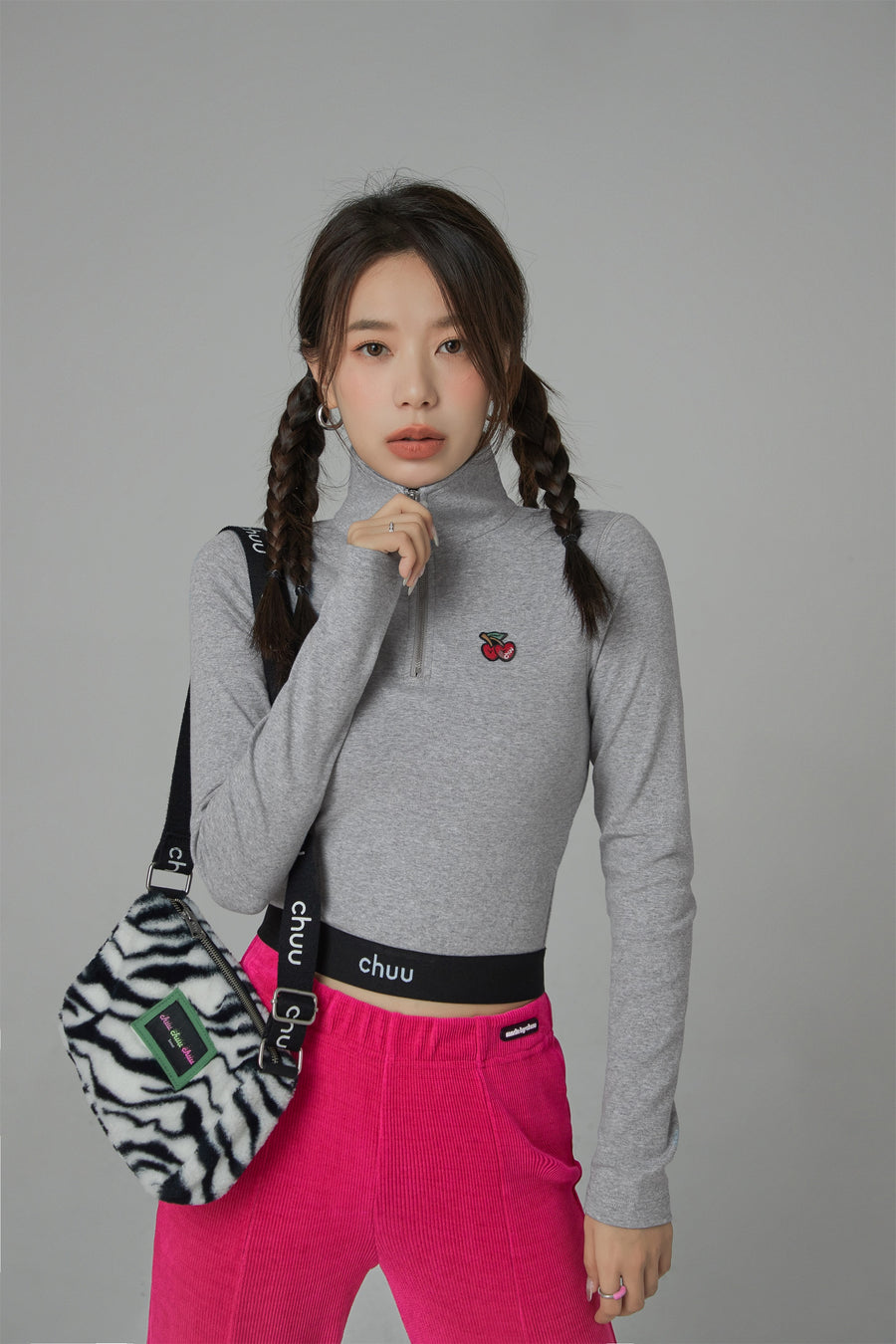 CHUU Love Zone Cherry Half-Zip Cropped T-Shirt