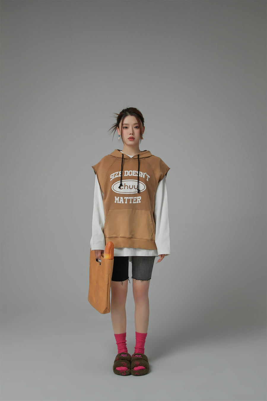 CHUU Size Doesnt Matter Cotton Sleeveless Hoodie